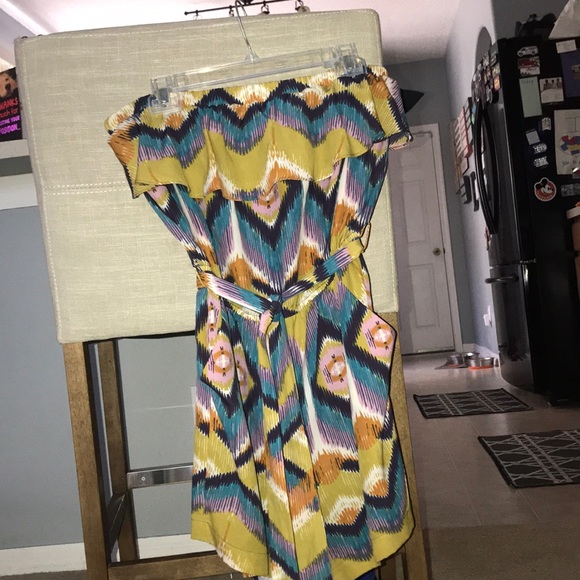 Multiple color Romper size LARGE strapless - Picture 5 of 7